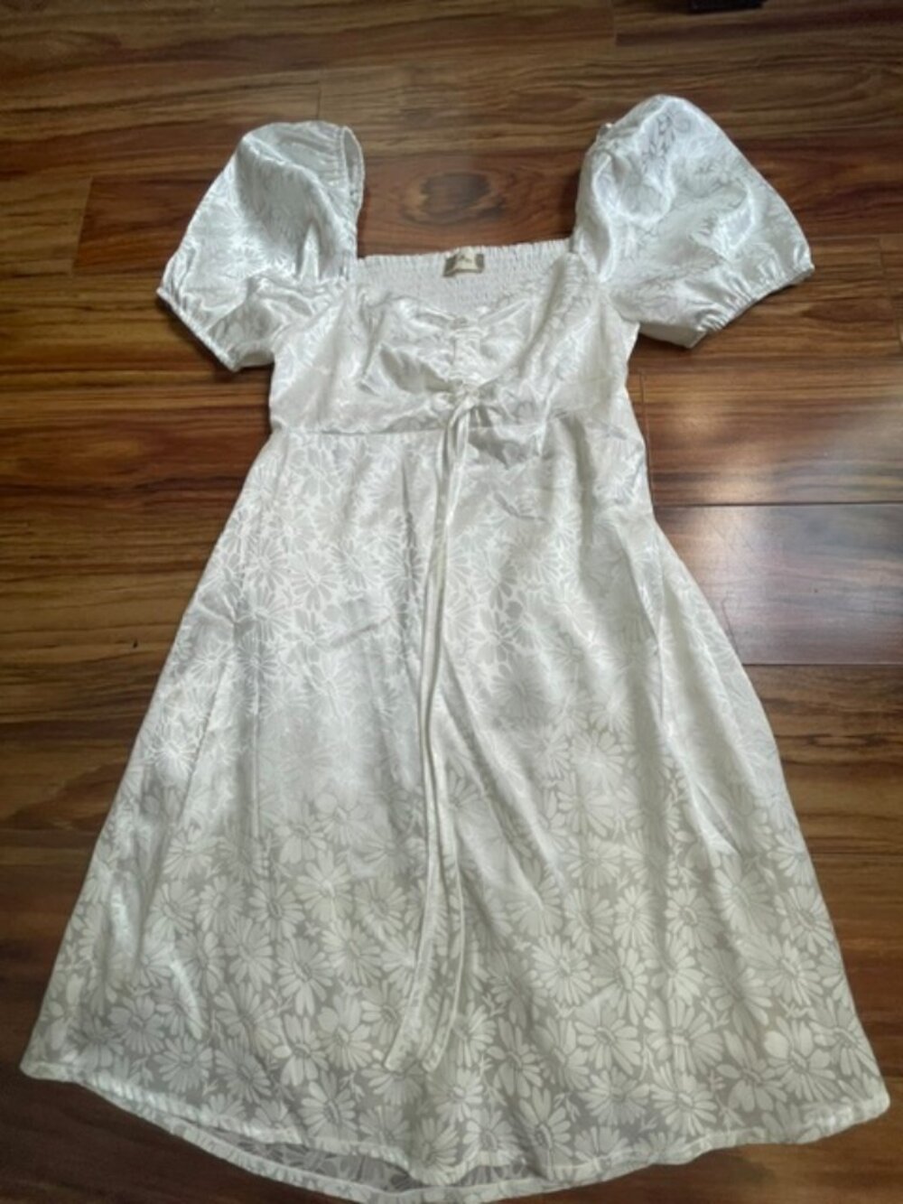 Altar'd State Women's Floral Pattern Satin Puff Sleeve Dress, White, Size S